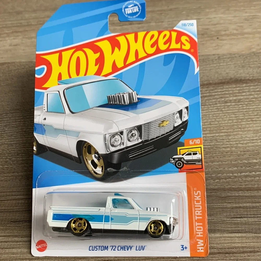 Hot Wheels Custom 72 Chevy Luv PickUp 1972 Chevrolet Truck Hotwheels 2024 New